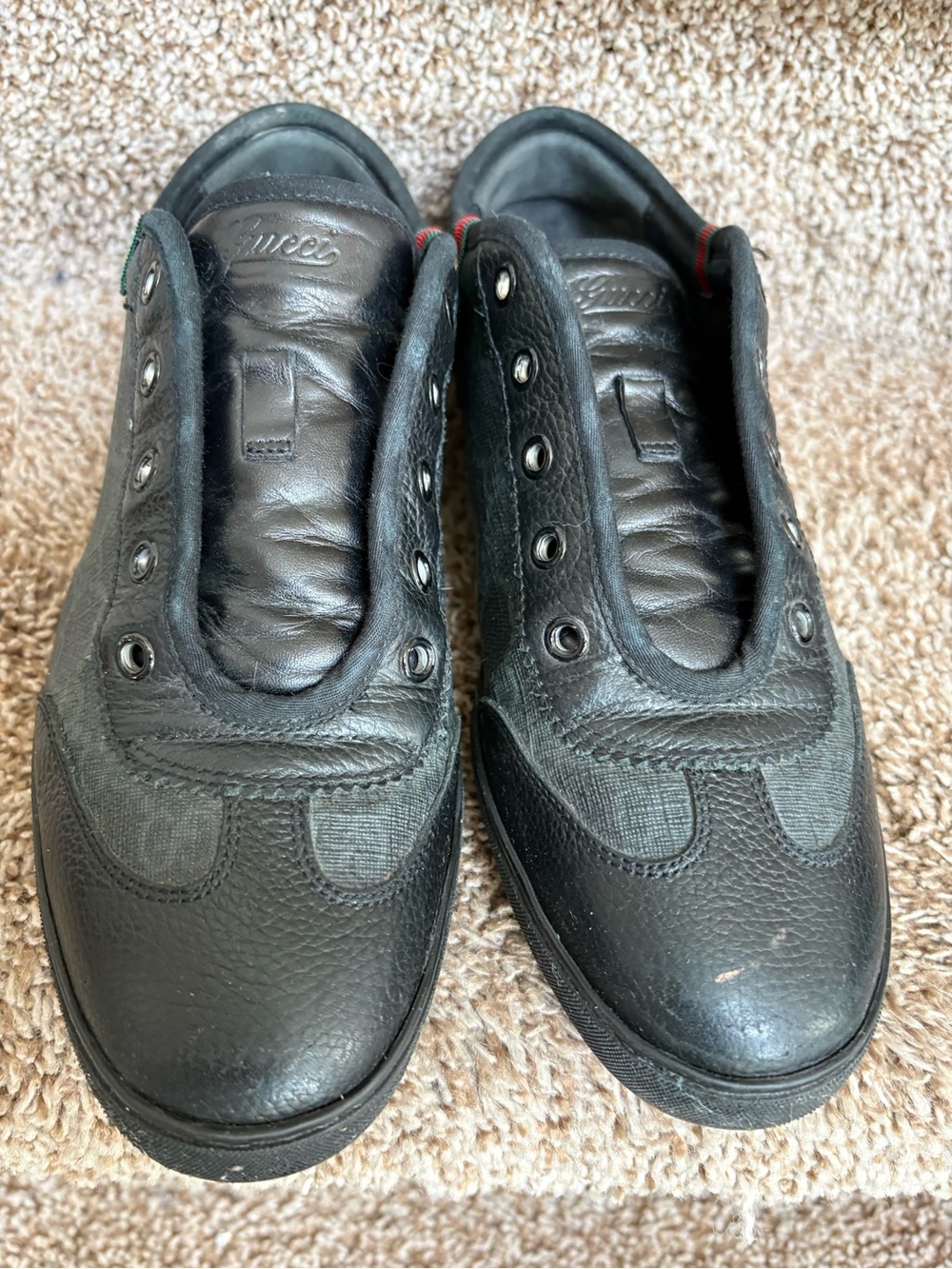 Gucci Women’s Black Leather Lace up Sneakers with Green-Red Heel Trim - Picture 3 of 14
